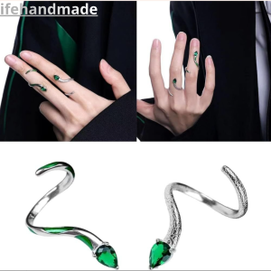 Green Snake Ring 8 1 23